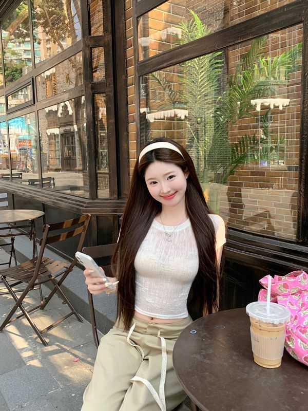 531053Hot girl back hollow strap short sleeved T-shirt with summer design feeling, slimming short top for women