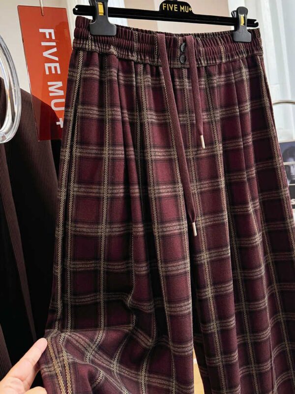 2A332Extra large 300 pound retro checkered casual pants for women in spring and autumn, loose wide leg straight leg pants, slim pants