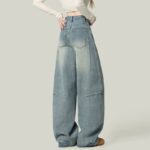 H2501-2High street light colored curved knife jeans for women, pear shaped to cover the flesh, spring and summer loose wide leg sickle pants, large size, floor length