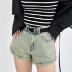 H4981-1Design Zipper Pocket Denim Shorts for Women, Washed Yellow Mud Spicy Girls, High Waist Straight Tube Elastic Wide Leg Hot Pants