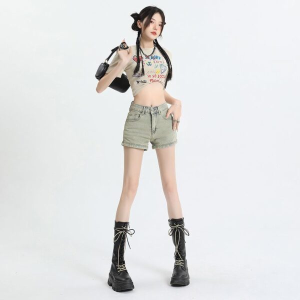 H4981-3Yellow mud denim shorts for women with high waisted ins style spicy girl straight leg pocket design, zipper elastic A-line hot pants