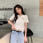 5332602025 Korean Bear Short sleeved T-shirt Women's New Summer Design Sense Short Drawstring Polo Collar
