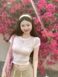 531053Hot girl back hollow strap short sleeved T-shirt with summer design feeling, slimming short top for women