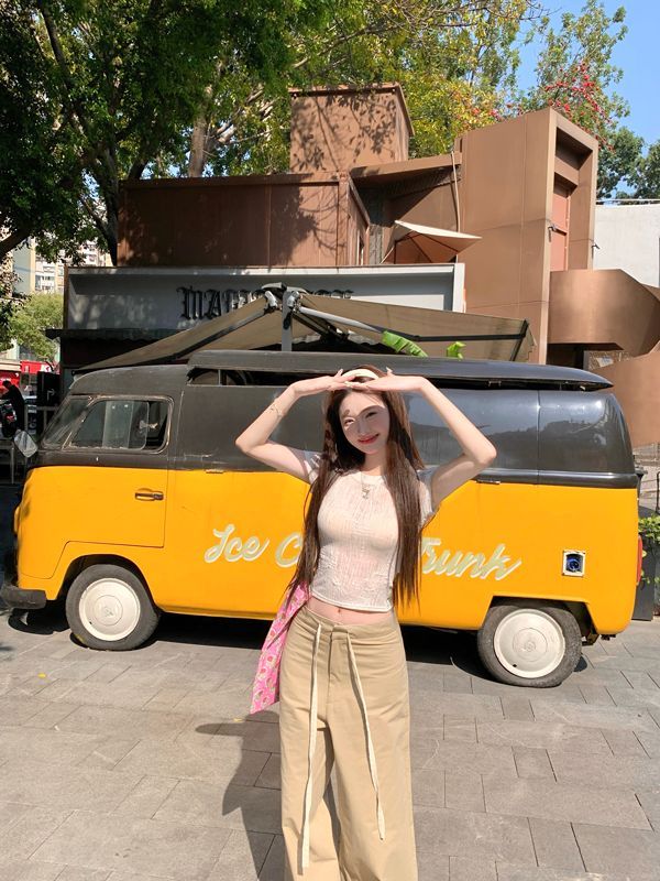 531053Hot girl back hollow strap short sleeved T-shirt with summer design feeling, slimming short top for women